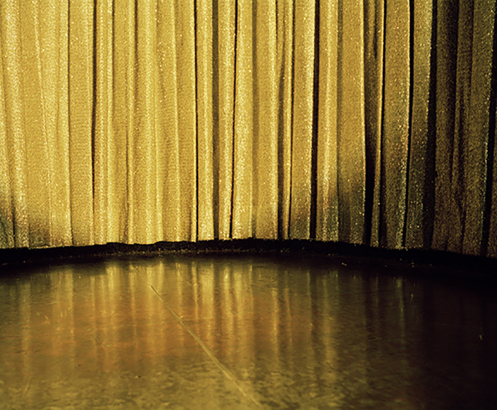 Gold curtain, Poconos resort, PA 2005